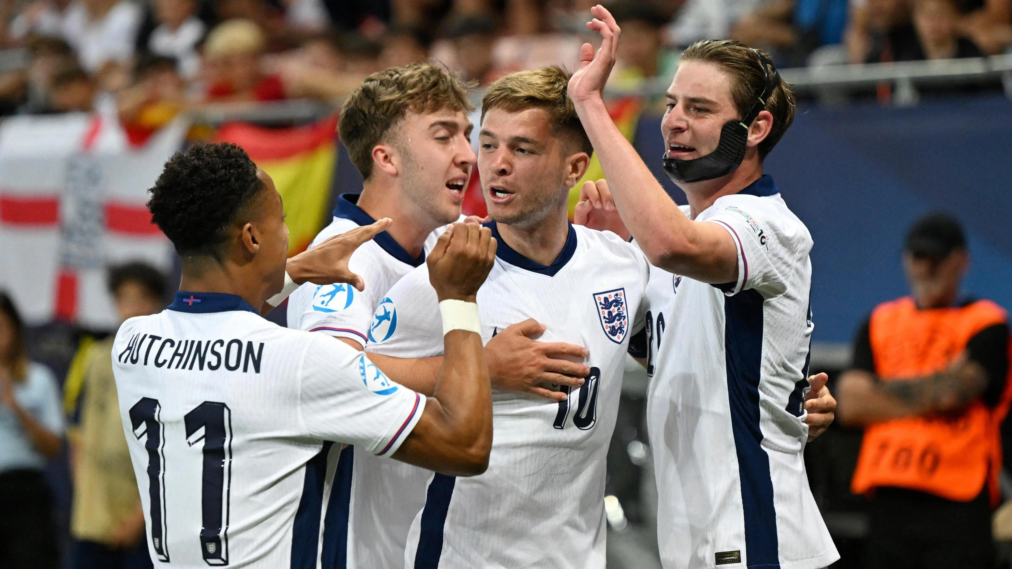 Euro Under-21: England to face Germany in final
