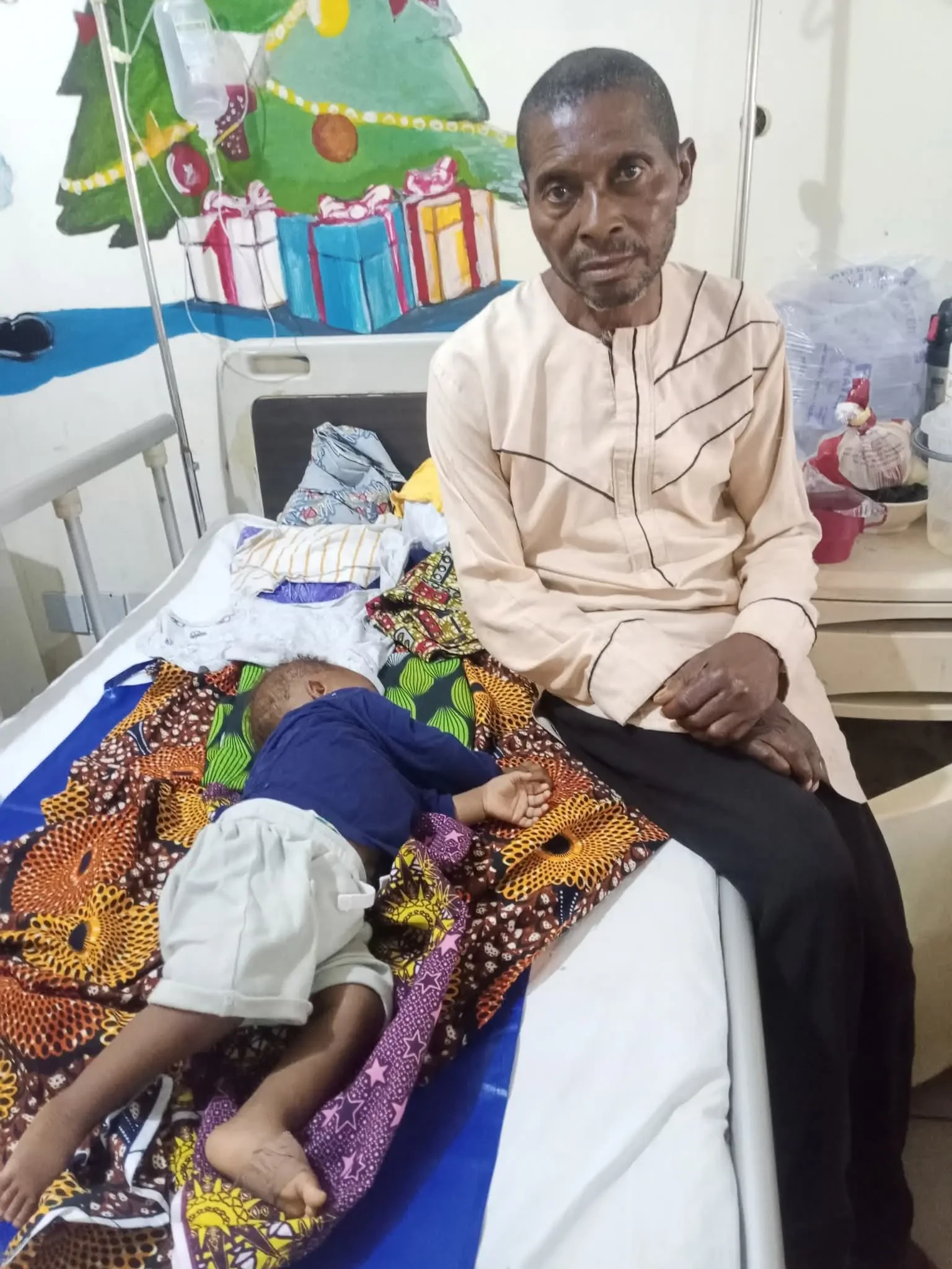 Yelewata: Tears as father reunites with only surviving child after losing wife, 3 children