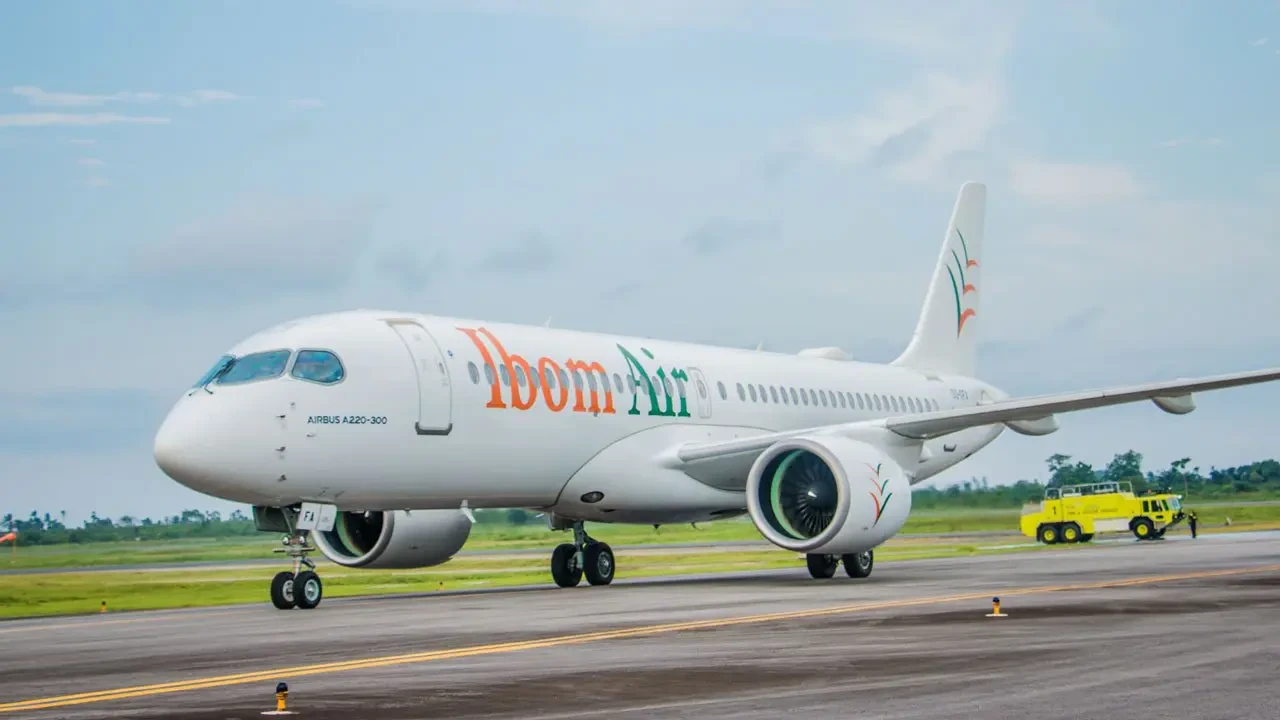 Ibom Air clears air on viral video of altercation between crew, irate passenger