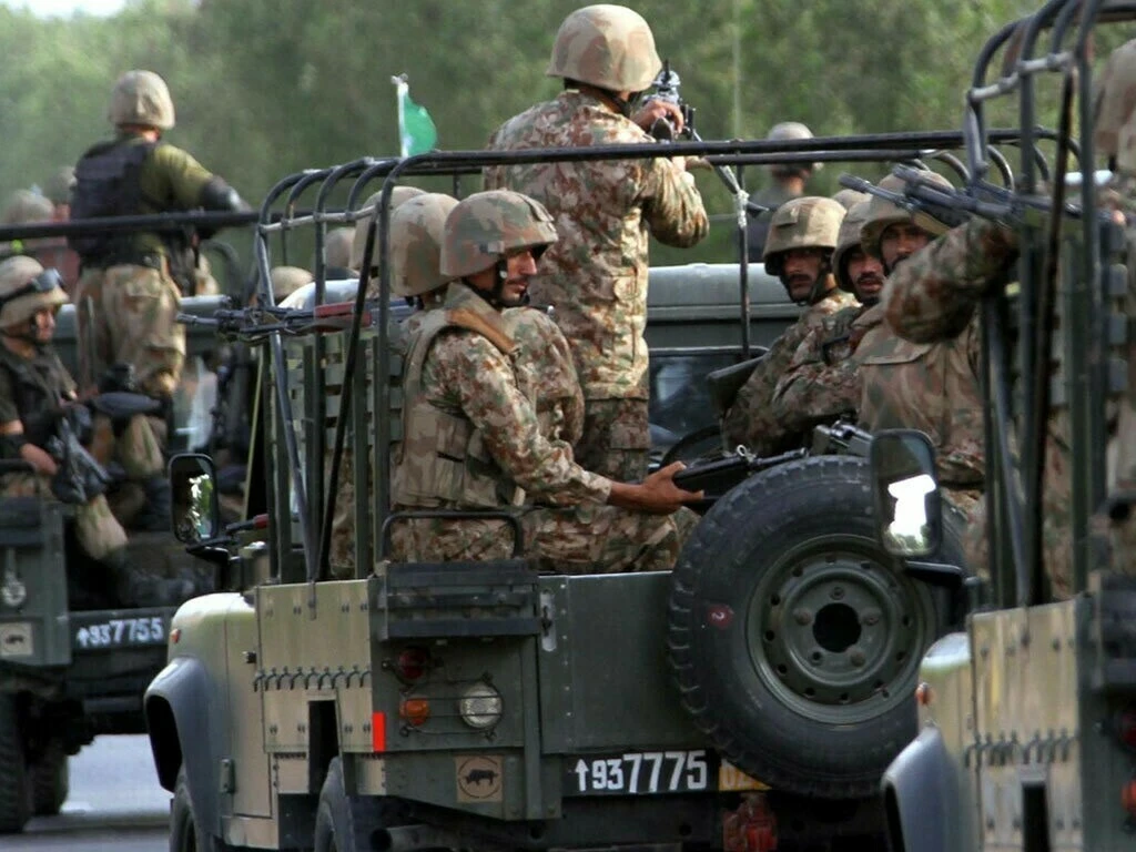 Pakistani forces neutralize 4 terrorists, thwart Army compound attack
