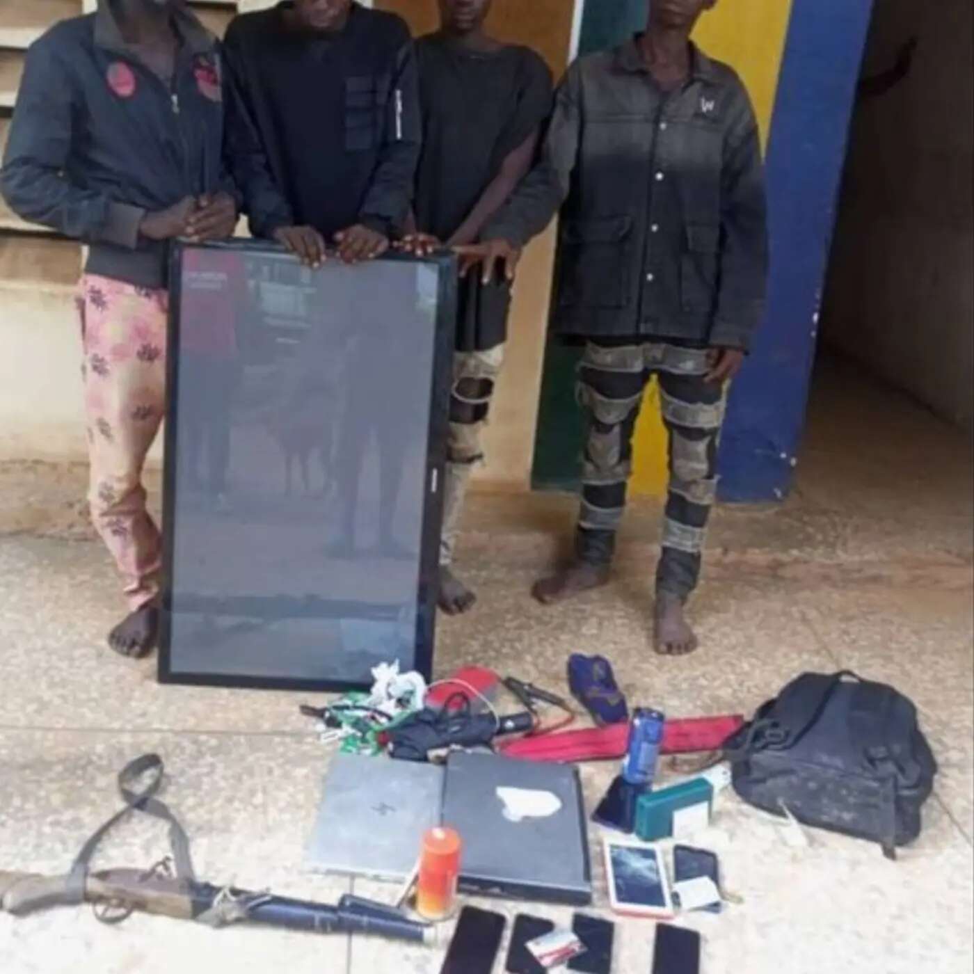 Police arrest five robbery suspects, recover stolen items, firearms