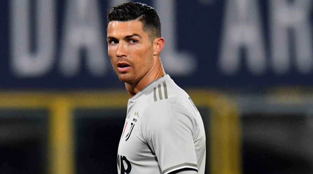 Barcelona to offer Juventus three players in swap deal for Ronaldo