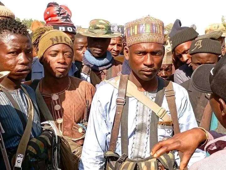 Top bandit commanders surrender arms, release hostages in Katsina