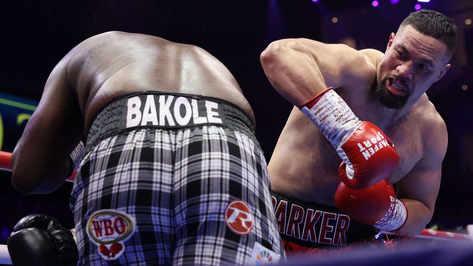 Joseph Parker knocks Bakole out in second round