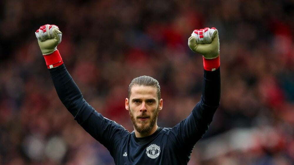 Transfer: Fiorentina confirm signing of De Gea