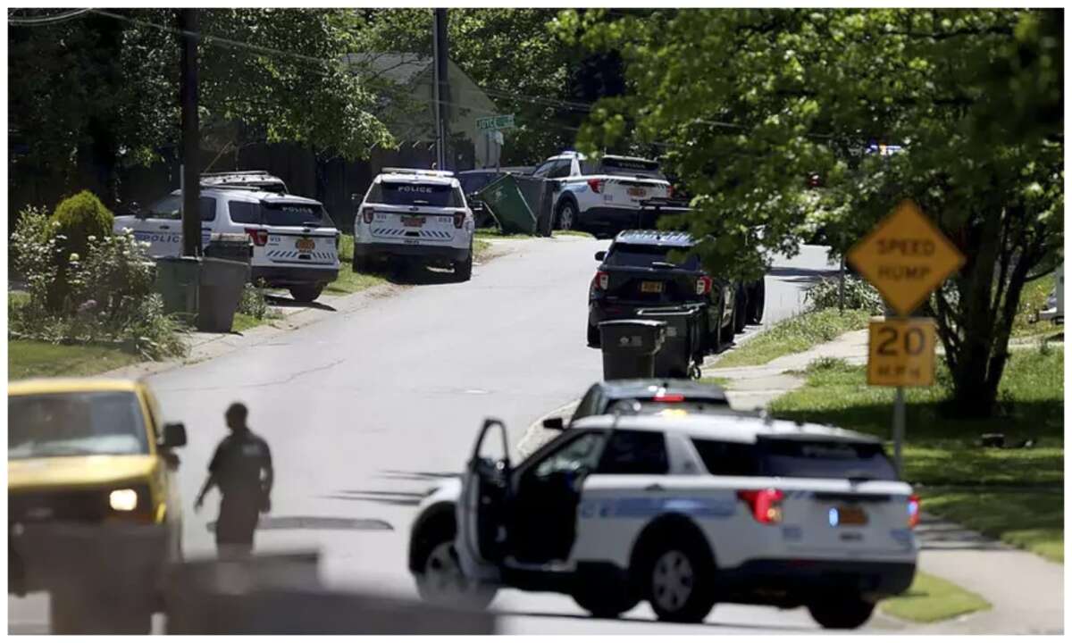 Four officers dead, others wounded in US shooting