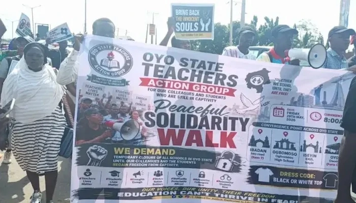 Oyo teachers begin indefinite strike over abducted colleagues, pupils