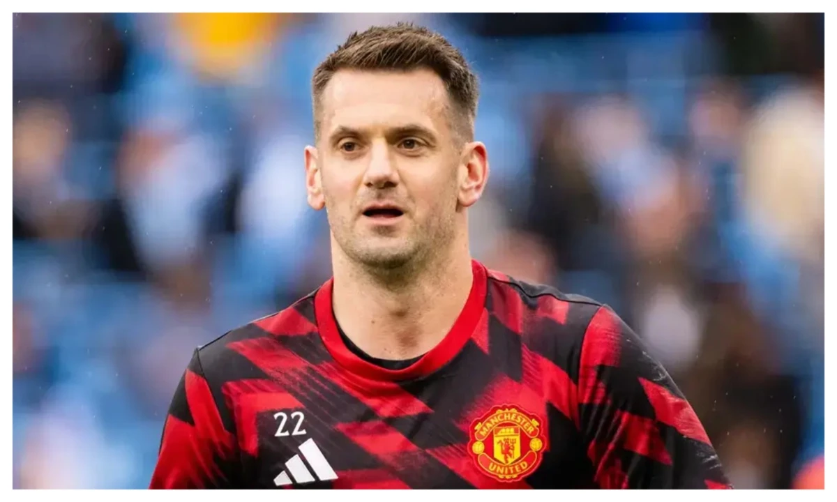 Man Utd confirm deal for Heaton, interested in signing Real Madrid midfielder