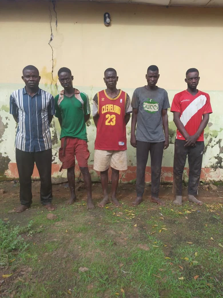 Nigerian Army arrests five suspected armed criminals