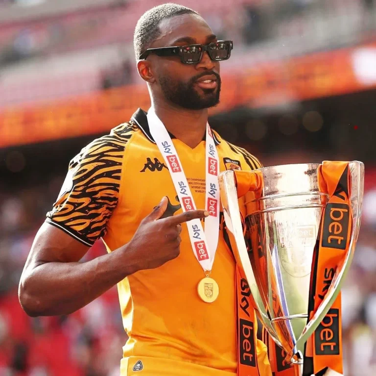 Championship: Ajayi celebrates Hull City’s Premier League promotion 
