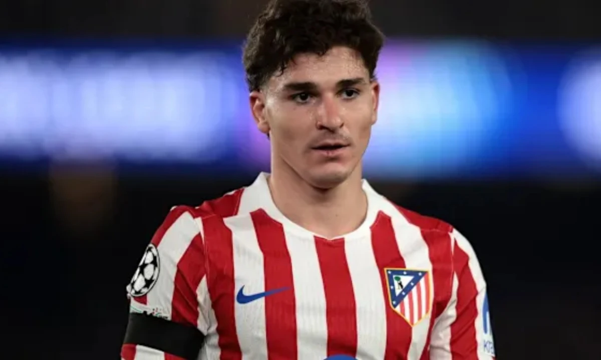LaLiga: Barcelona submit €100m bid for Julian Alvarez