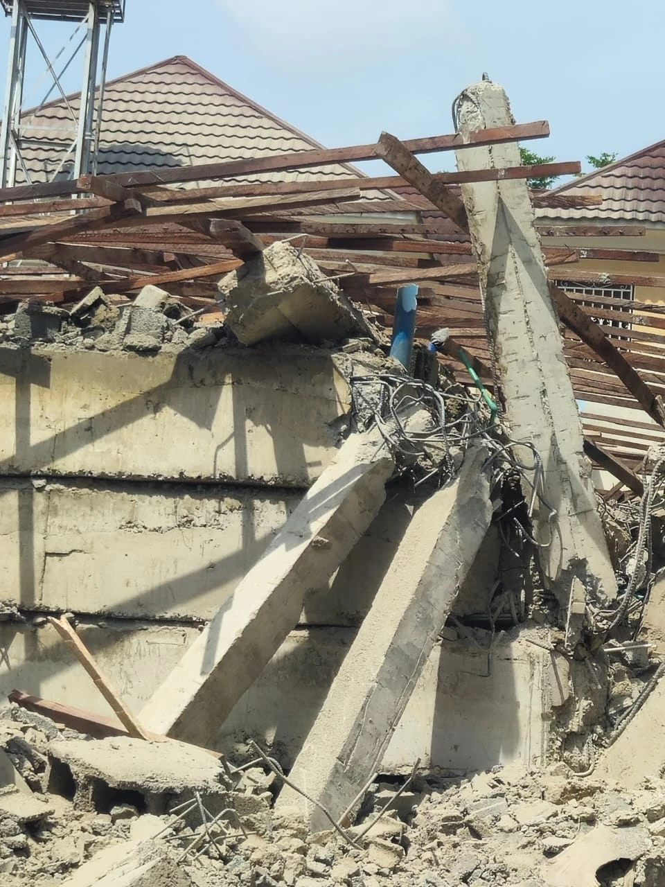 Five killed as building collapses near Gudu Market in Abuja 