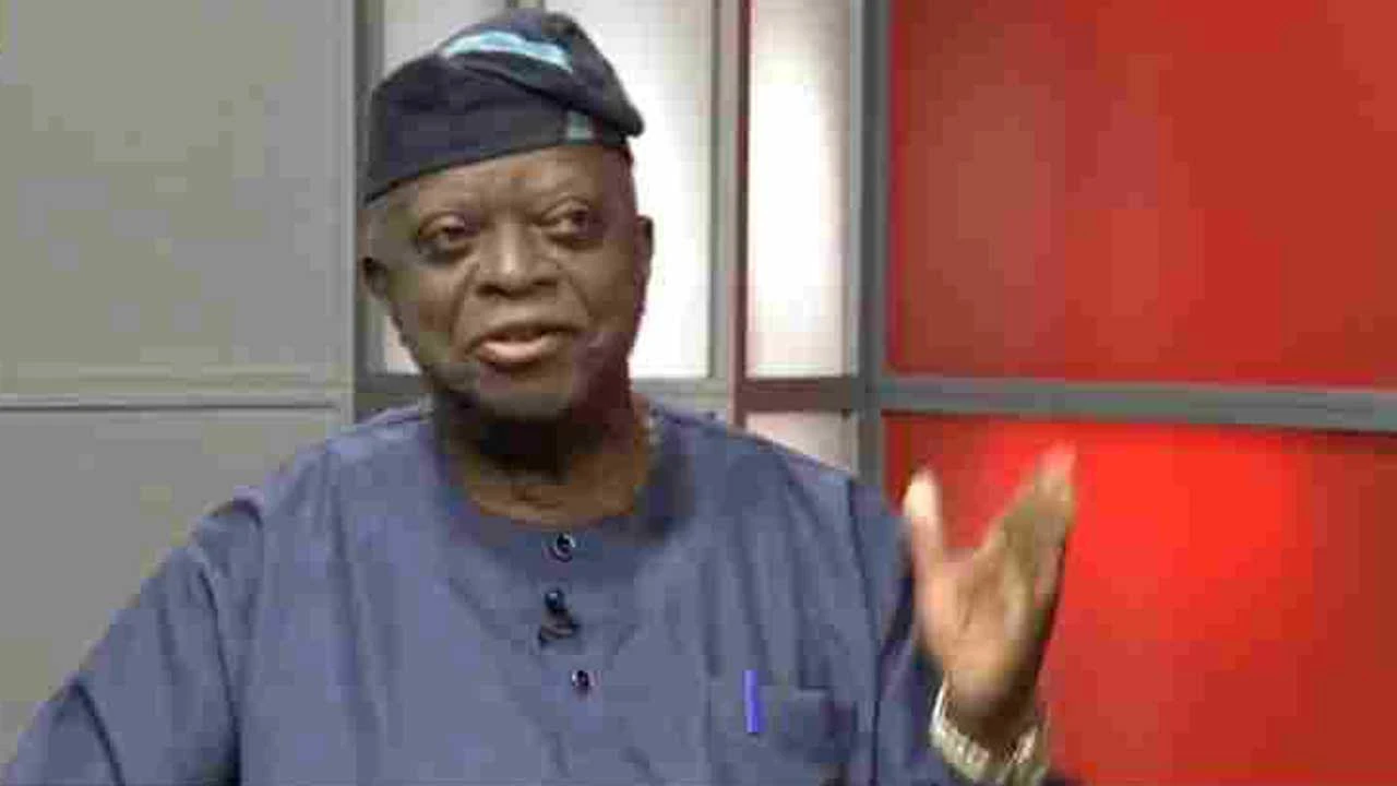 ‘I’m surprised Amaechi wants to be president, he’s not an asset’ – Femi Otubanjo