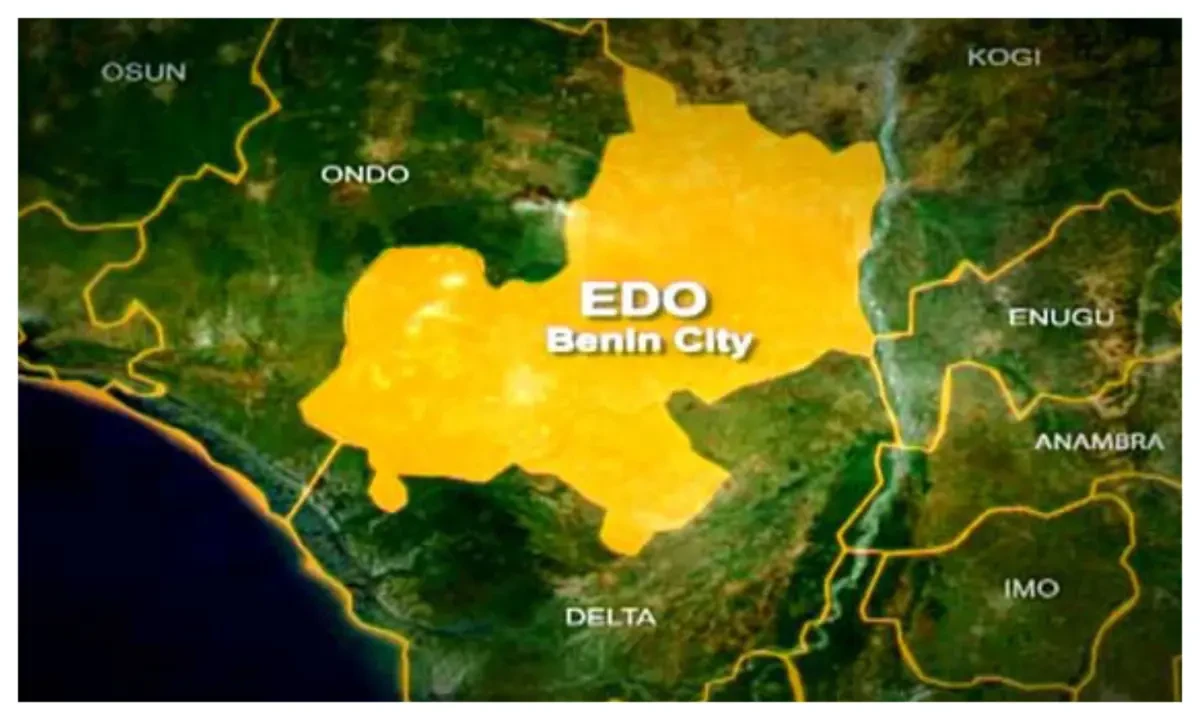 Passers-by rescue soldier swept away by flood in Auchi