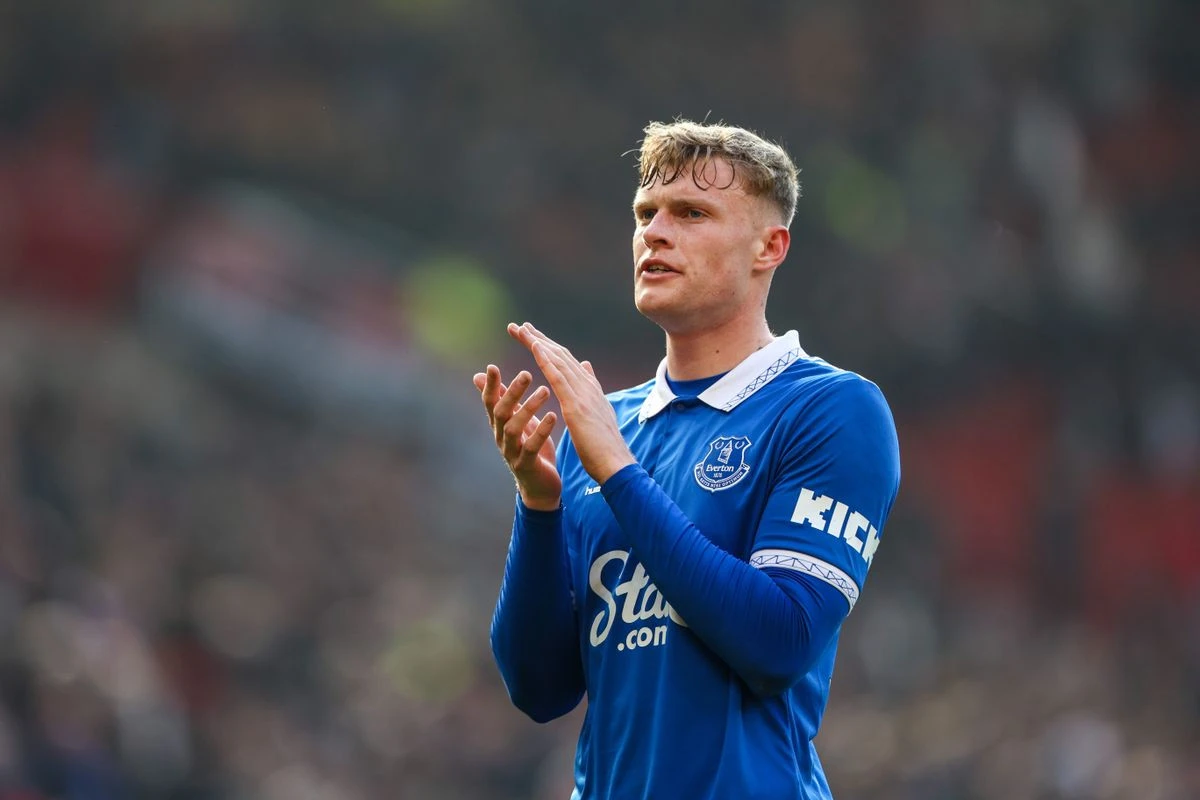 Transfer: Man Utd submit £50million offer for Branthwaite
