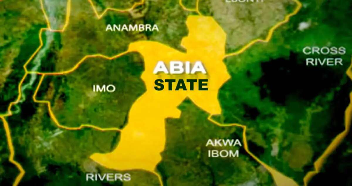 Abia: LG chairman intervenes as protesting truck drivers block major road