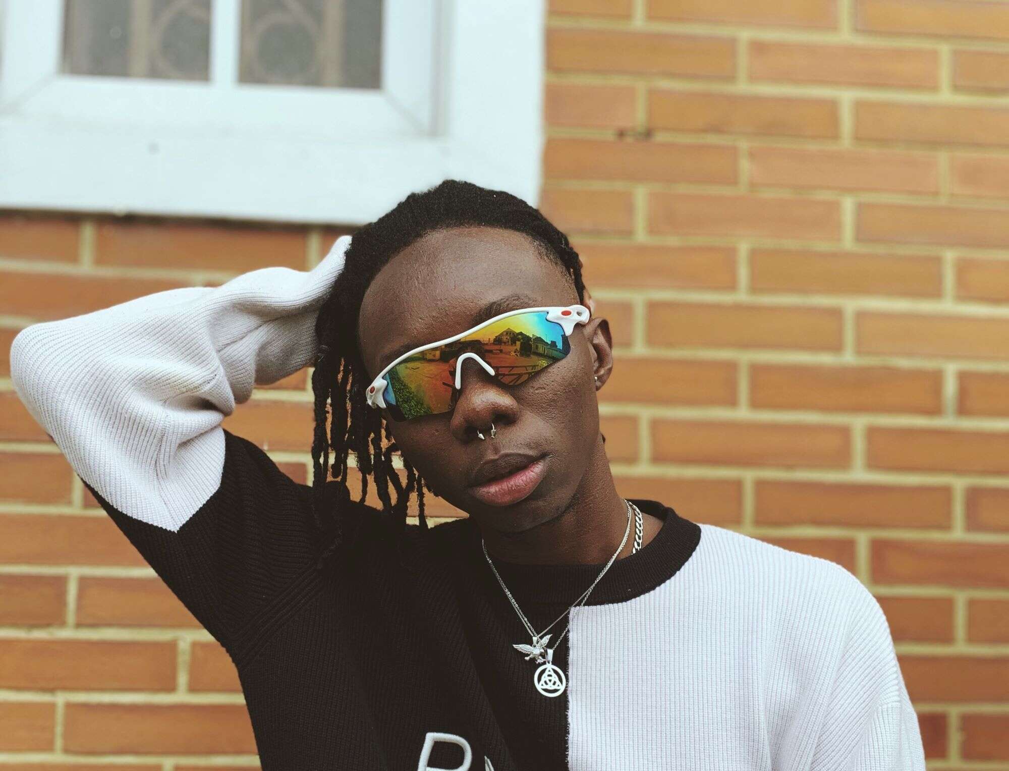 ‘I’m most handsome artist in Nigeria’ – Blaqbonez