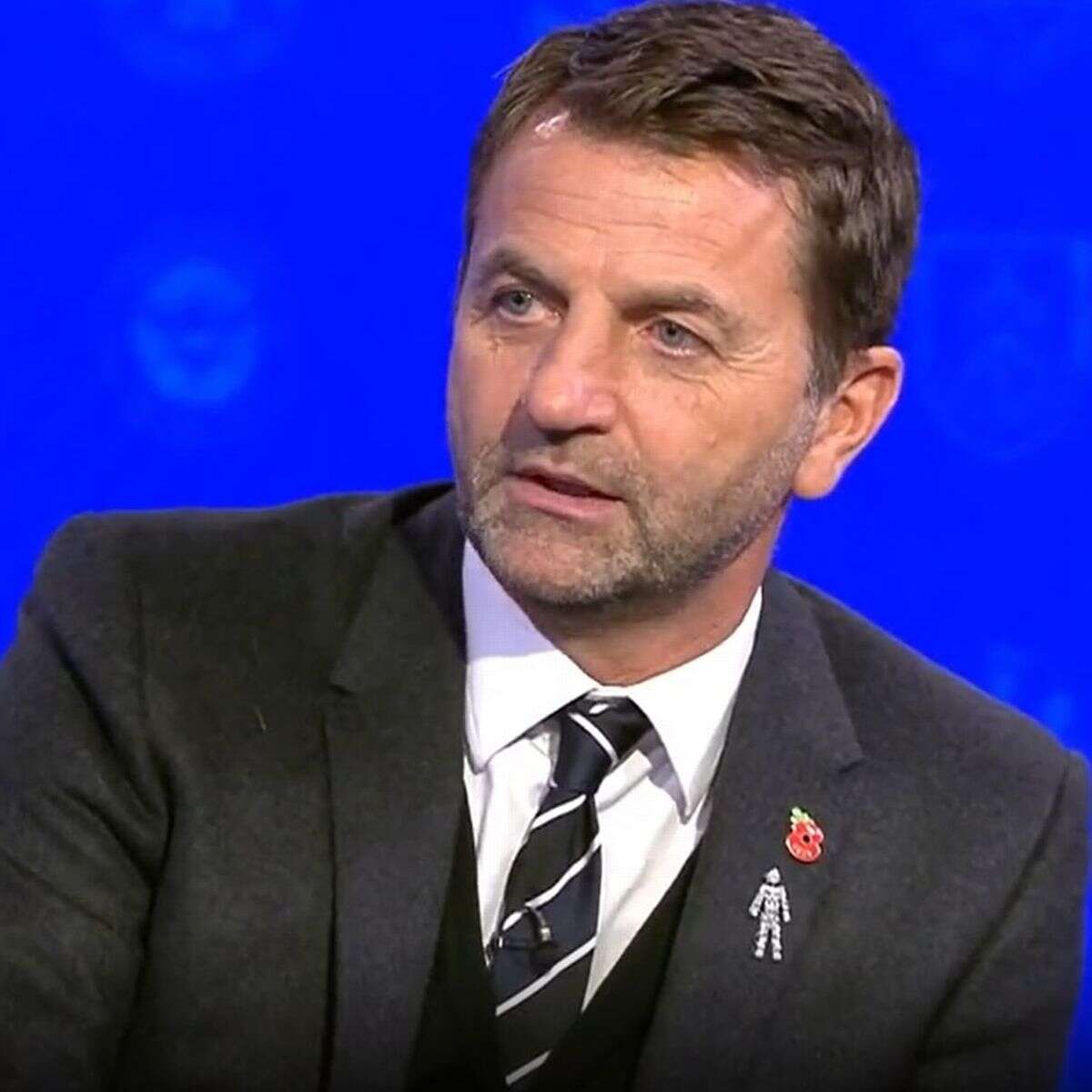 It’s unacceptable, shut your mouth – Sherwood slams Man Utd coach over treatment of players
