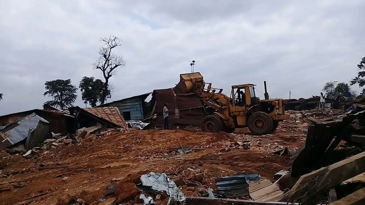 FCTA demolishes illegal settlement, shanties along Airport Road