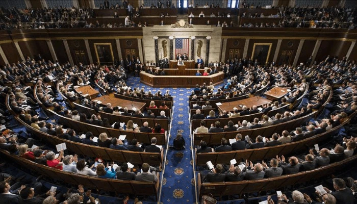 Ukraine: US lawmakers demand answers on Chinese fighters