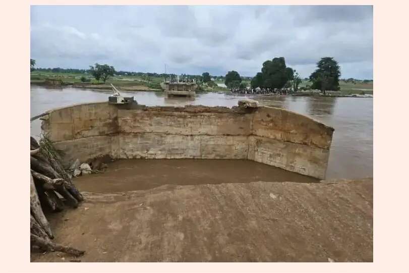 Kebbe Bridge linking Northwest, Southern part of Nigeria collapses