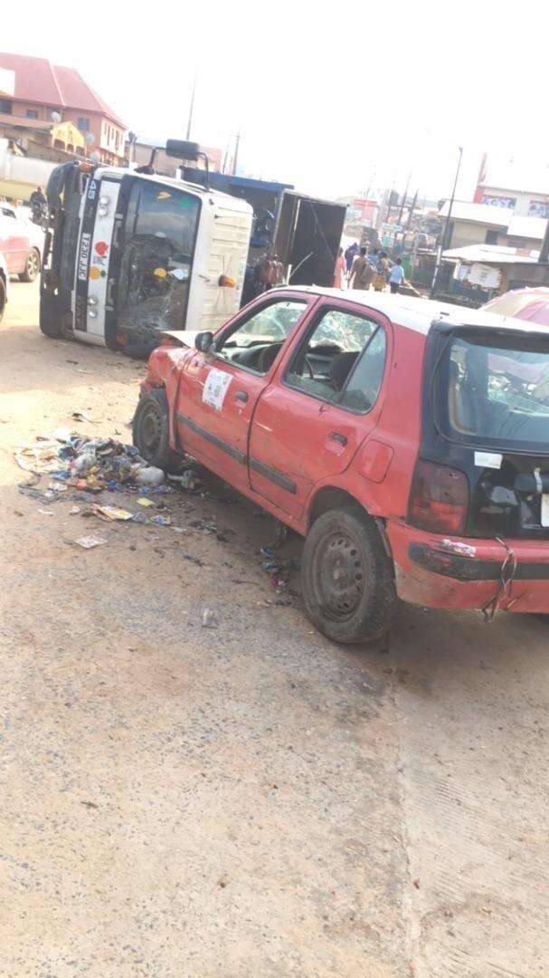 Six hospitalised as waste disposal vehicle rams into cab, motorcycle in Ibadan [VIDEO]