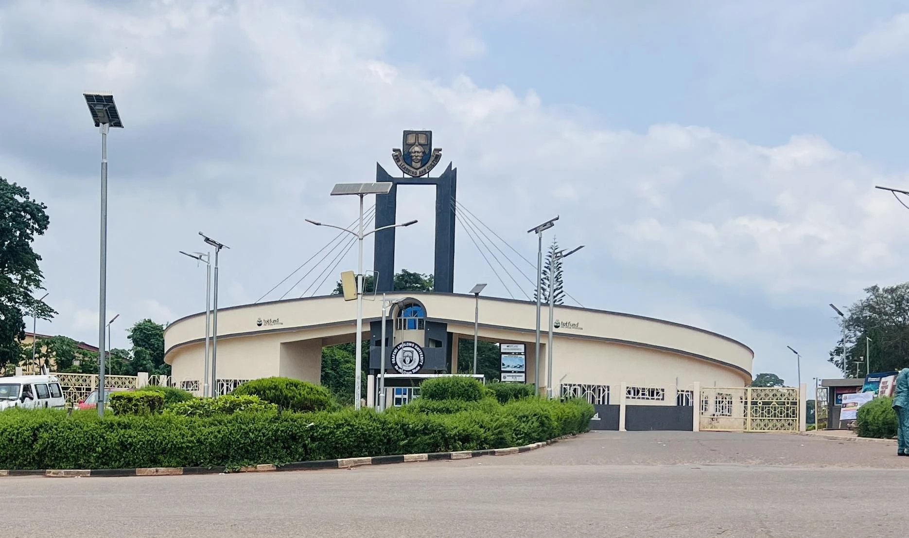 OAU defeats FUTA, triumphs in national STEM competition
