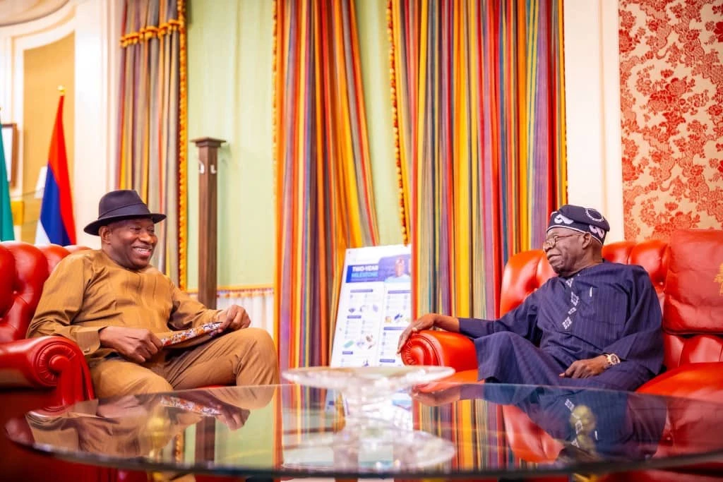 Ex-president Goodluck Jonathan visits Tinubu in Abuja (PHOTO)
