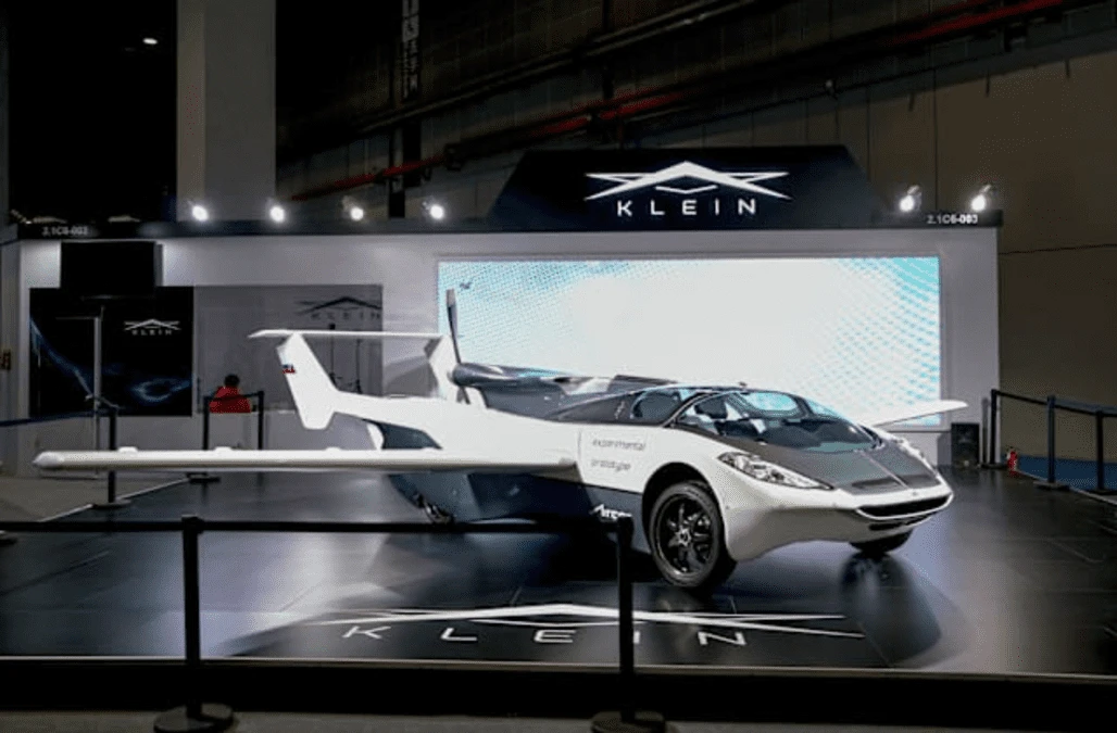 Successful maiden flight for flying car