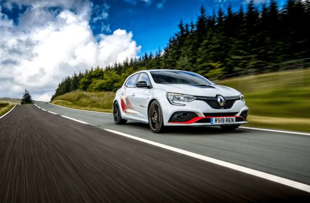 First Drive: Renault’s Megane R.S. Trophy-R arrives as a serious hot hatch contender