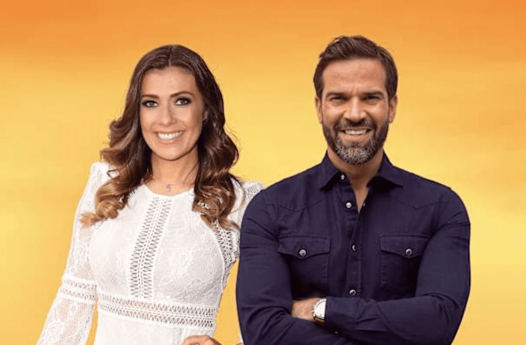 Morning Live begins on BBC One with discussions on face masks and coronavirus