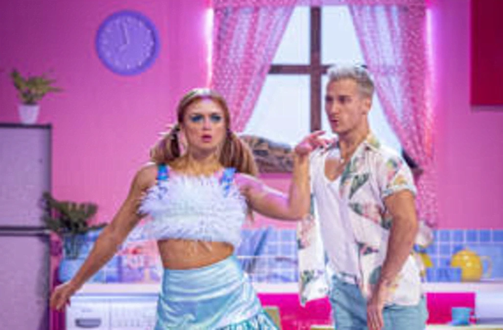 Maisie Smith to attempt salsa after surviving Strictly dance-off