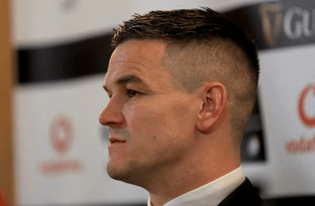 Johnny Sexton feels added responsibility with eyes of nation on Ireland