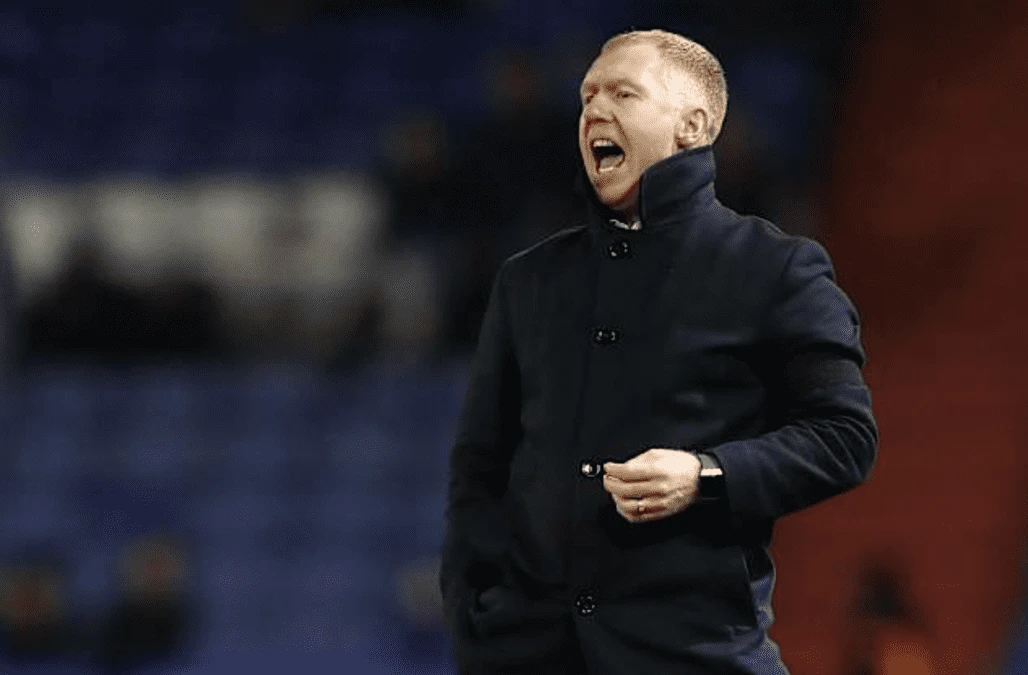 Paul Scholes takes temporary charge at Salford
