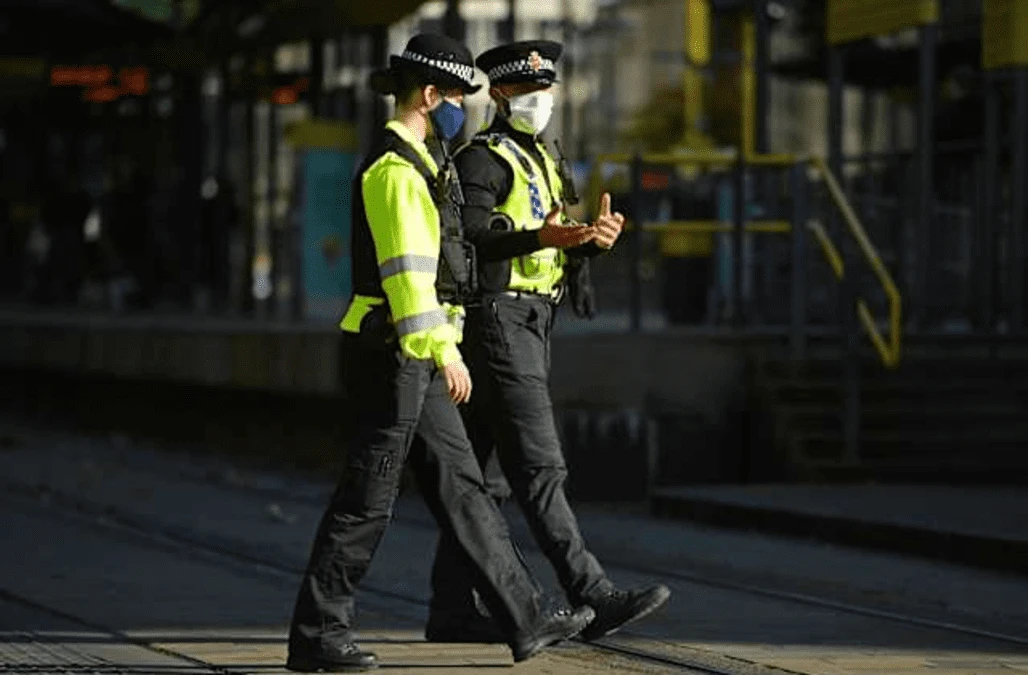 Two-thirds of lockdown fines handed to under-35s