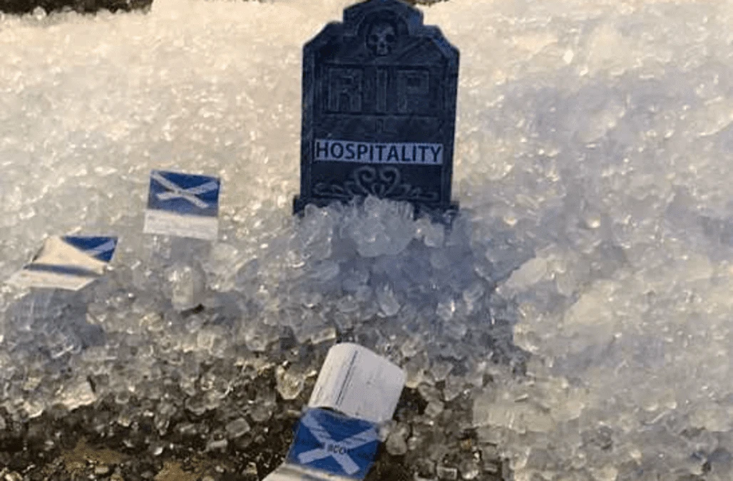 Pubs and bars dump leftover ice on streets in closure protest
