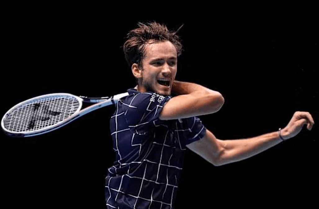Daniil Medvedev picks up first ATP Finals victory with win over Alexander Zverev