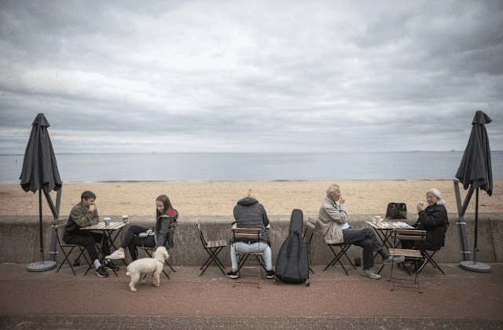 Are half-term breaks in the UK permitted?