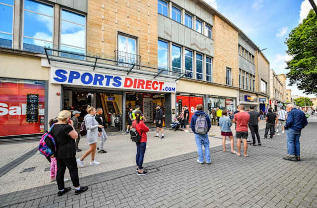 Sports Direct confirms closure of English stores and attacks Michael Gove