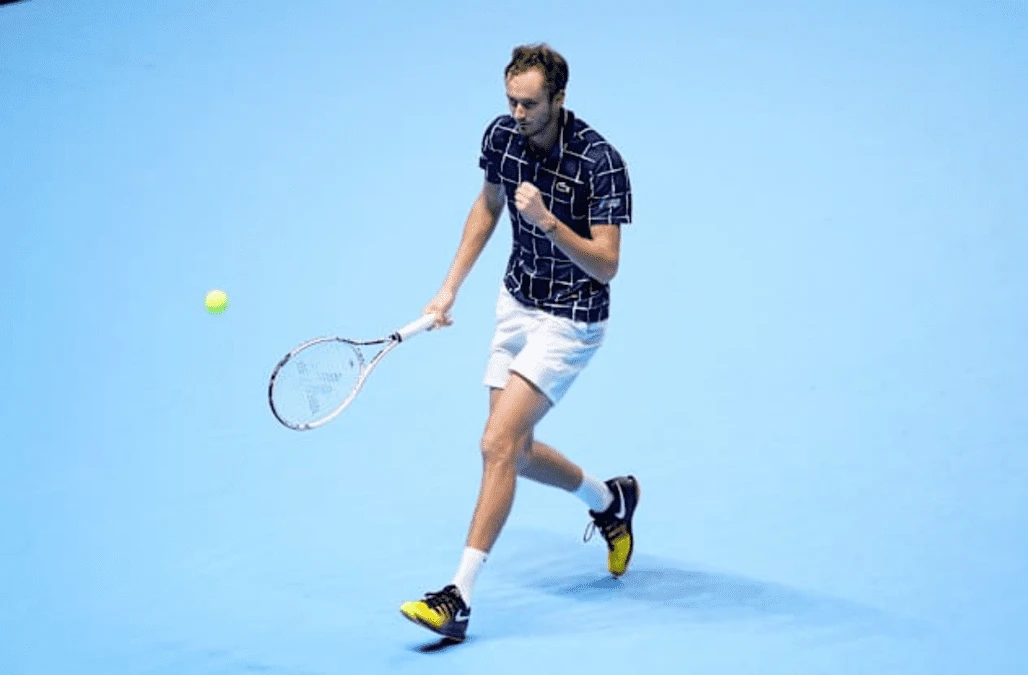 Daniil Medvedev seals semi-final spot with dominant win against Novak Djokovic