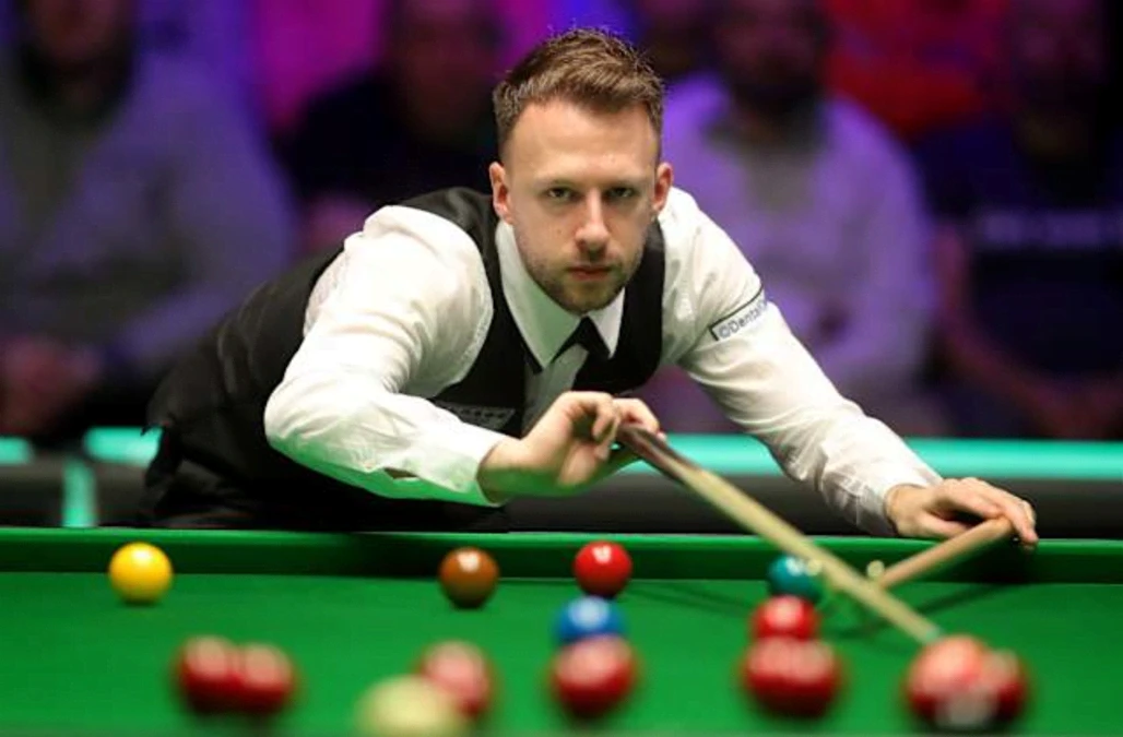 Judd Trump to face Neil Robertson in English Open final