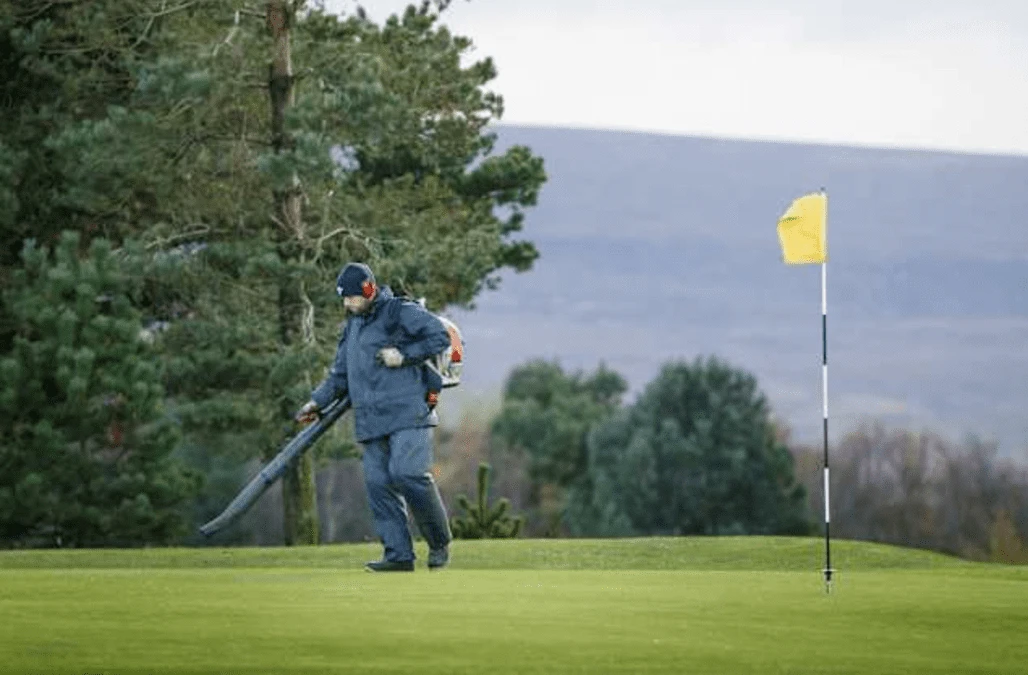 Gove apologises for confusion over tennis and golf rules in second lockdown