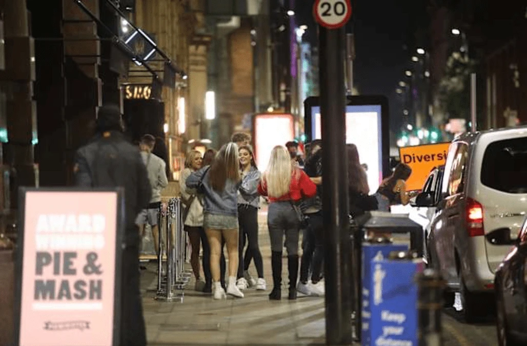 Pubs in northern England could be closed in new Covid crackdown