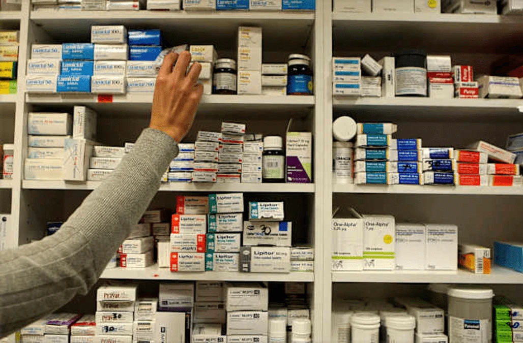 Peer voices ‘serious concerns’ over supply of prescription medicines in NI