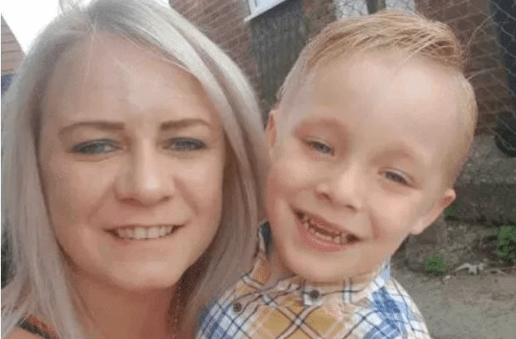 Boy, five, finds dead mum at home after she was ‘broken by lockdown’