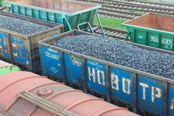В Україну заборонили ввозити залізничні вагони, які належали Росії: постанова уряду 