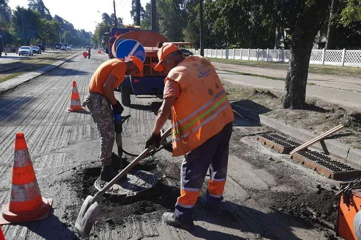 Дорожні роботи в Києві сягнули екватора: відремонтовано понад пів сотні вулиць