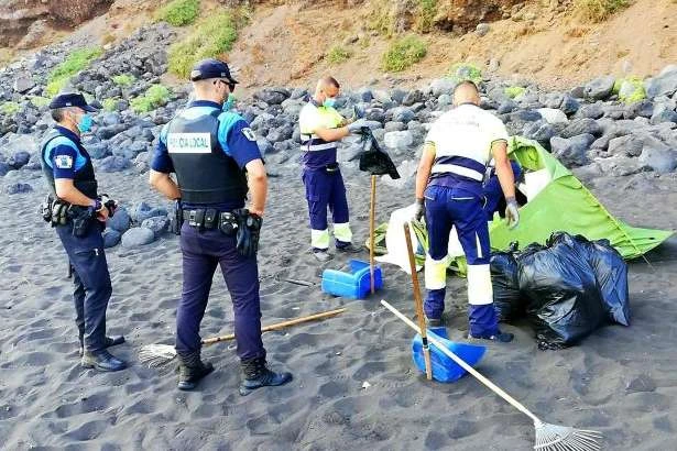 В Іспанії поліція попередила вечірку, організовану для поширення Covid-19