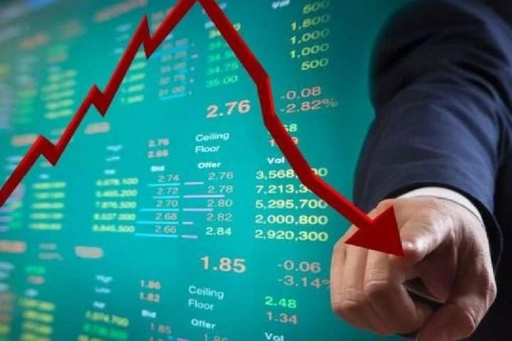 60% українців вбачають за необхідне вкладати в промисловість - соцопитування