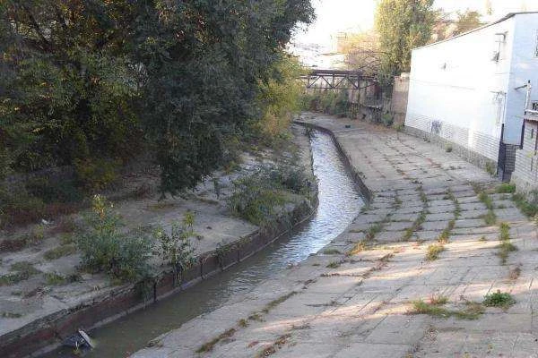 На київські річки Либідь і Сирець чекають ремонти